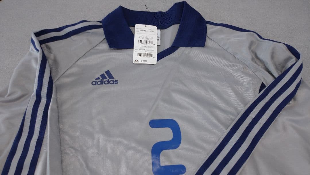 アディダスユニホームグレー10枚 番号入り(2番～11番号)