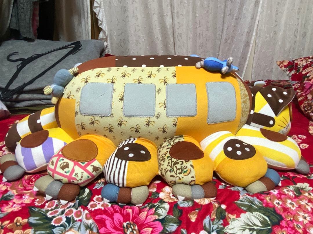 【ジブリパーク限定】 ネコバス 特大ぬいぐるみ