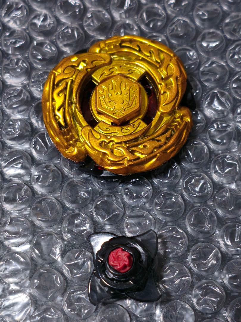 国内正規品　メタルファイトベイブレード　エルドラゴデストロイ　ゴールドアーマード