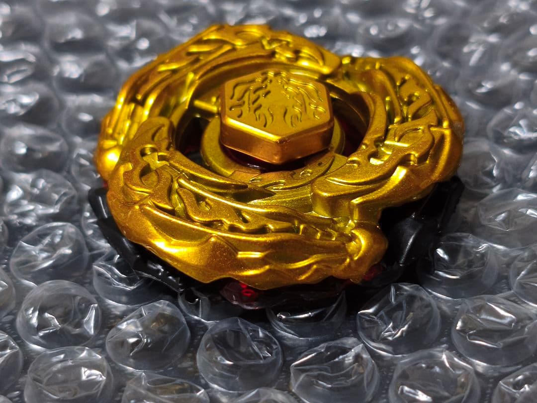 国内正規品　メタルファイトベイブレード　エルドラゴデストロイ　ゴールドアーマード