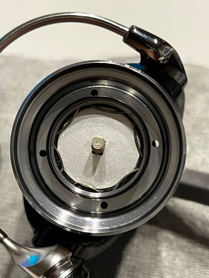 DAIWA 18 カルディア LT2500L