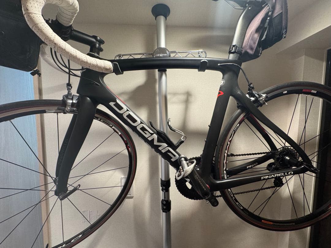 PINARELLO DOGMA F8 サイズ540 カーボンドライにて修理歴あり