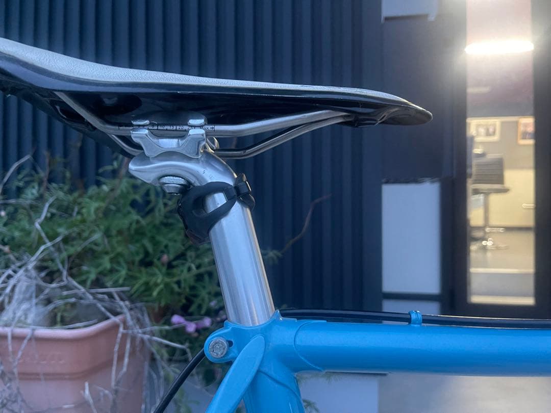 コルナゴの部品を使用した自転車