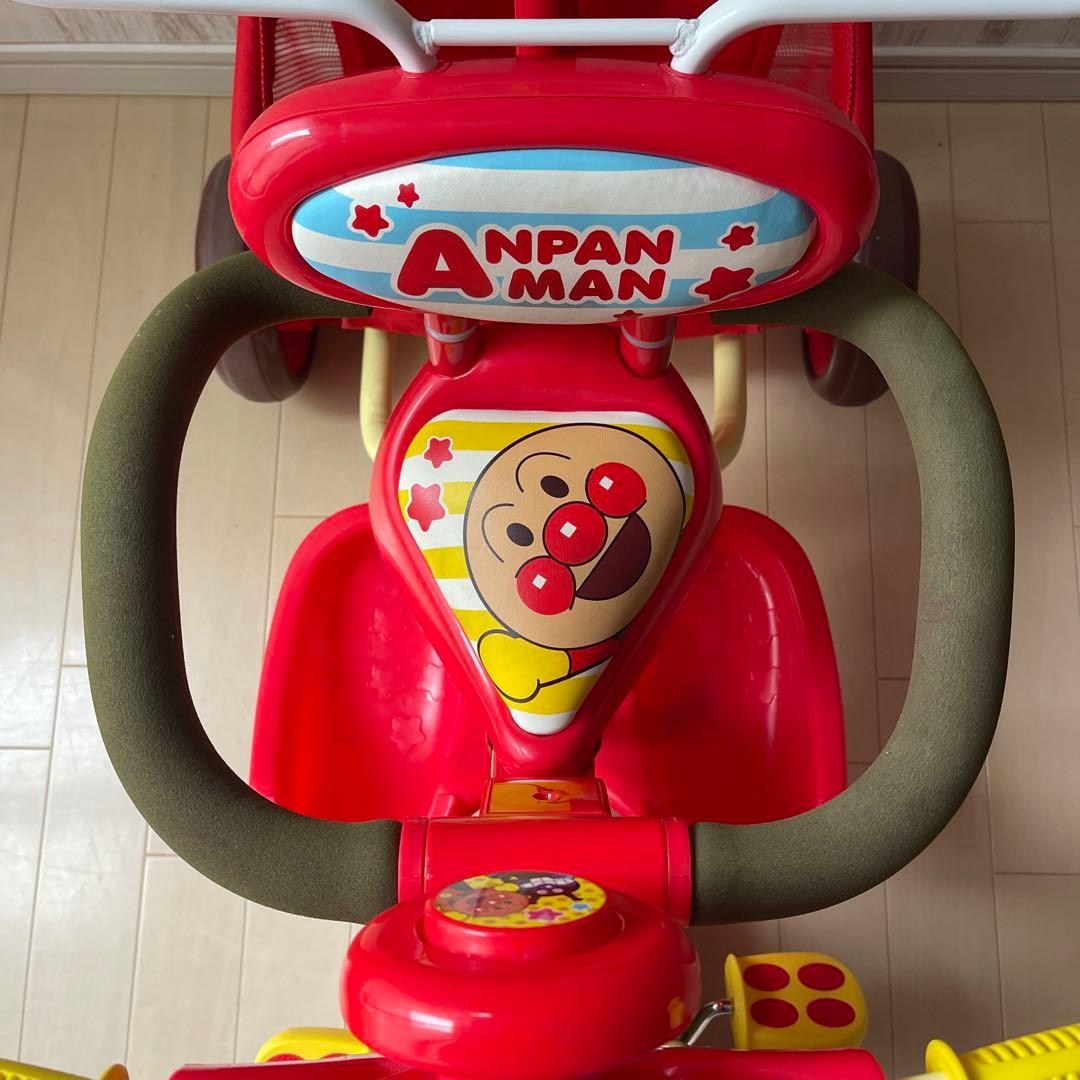 【美品】送料込み アンパンマン デラックスII レッド三輪車