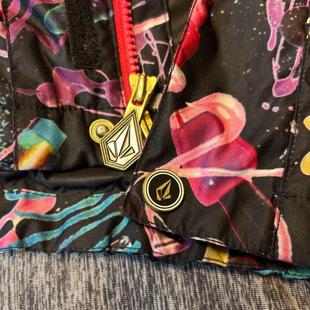 美品！ボルコムVolcom スノボウエア　Mサイズ
