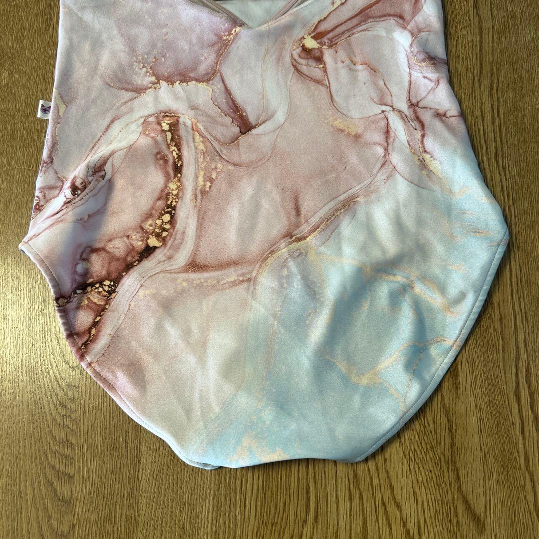 unoa レオタード