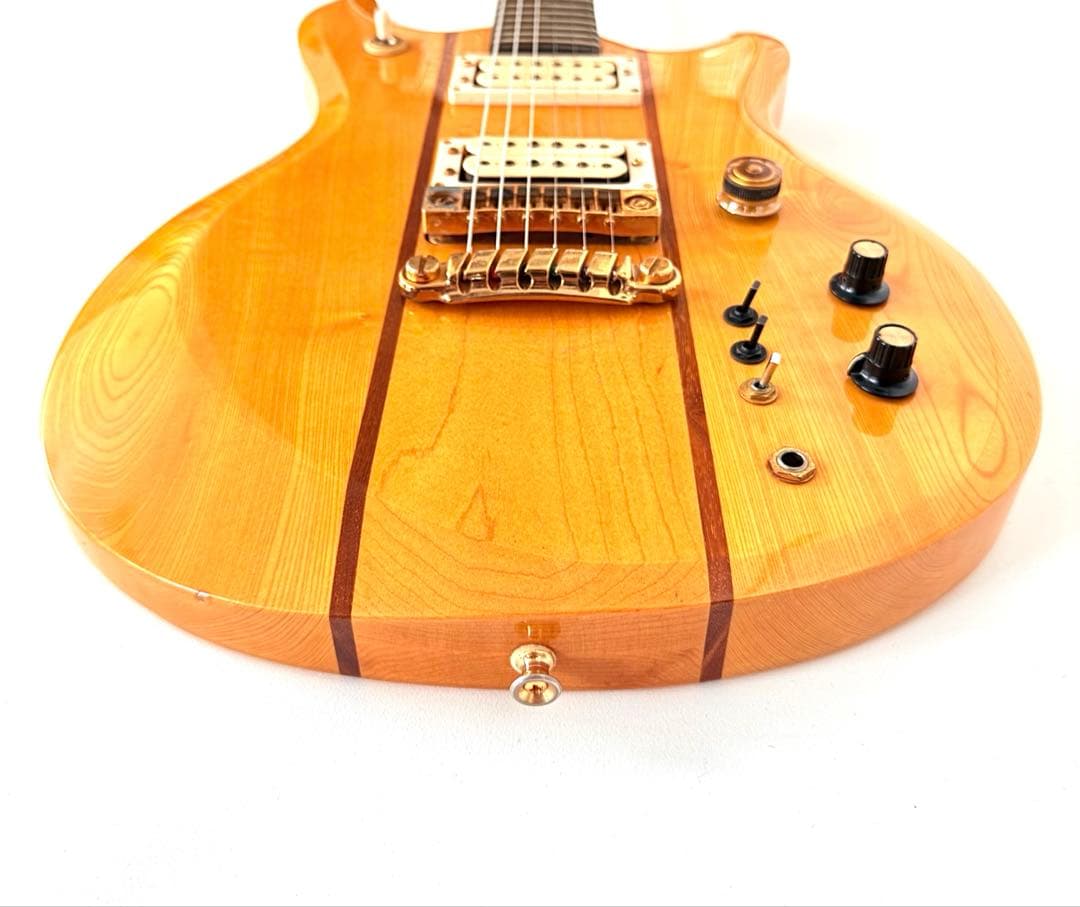 【希少・美品】IBANEZ ST300 エレキギター アイバニーズ