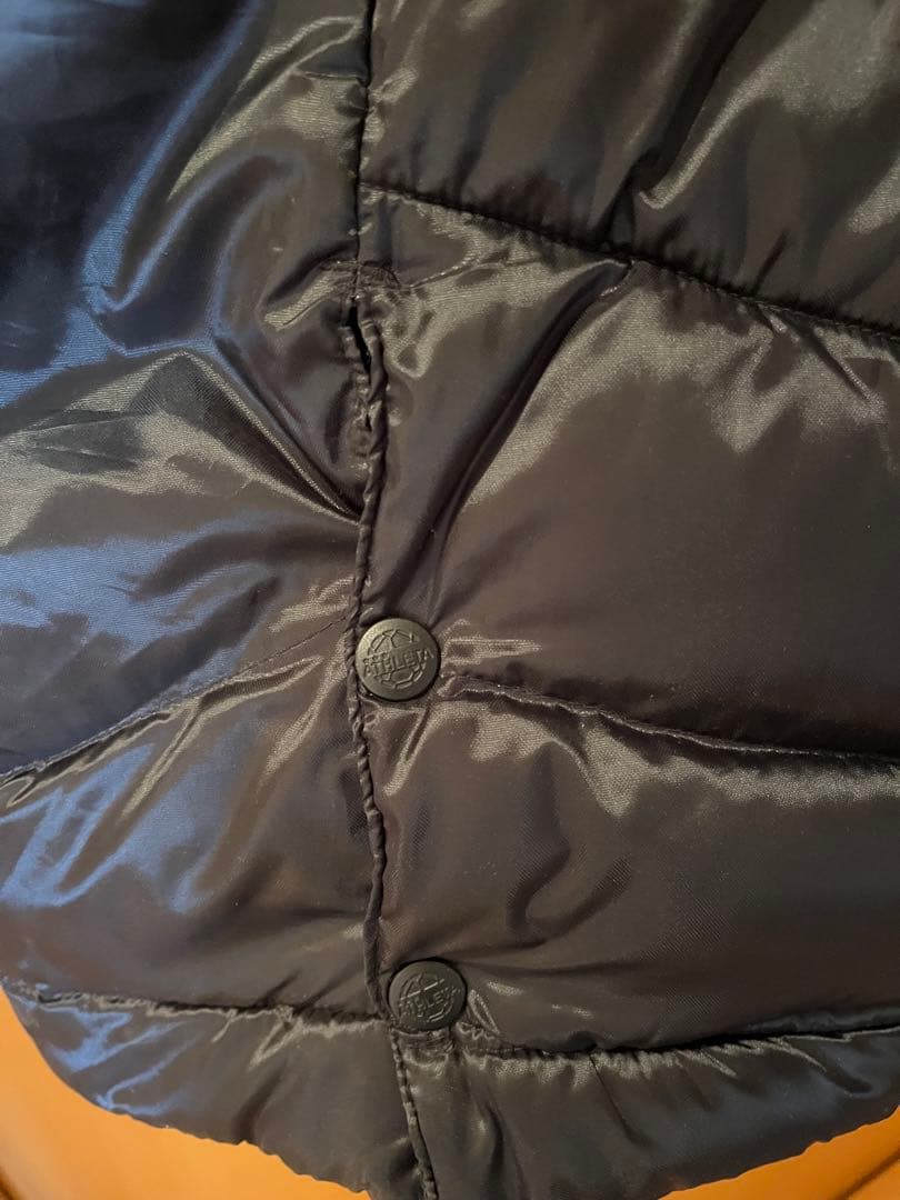 ATHLETA フード付き ブラックベンチコート