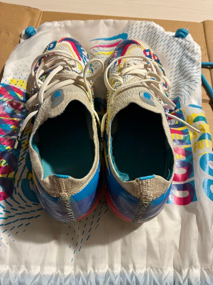 サッカーシューズ FG ホワイト/ブルー/レッド/イエロー