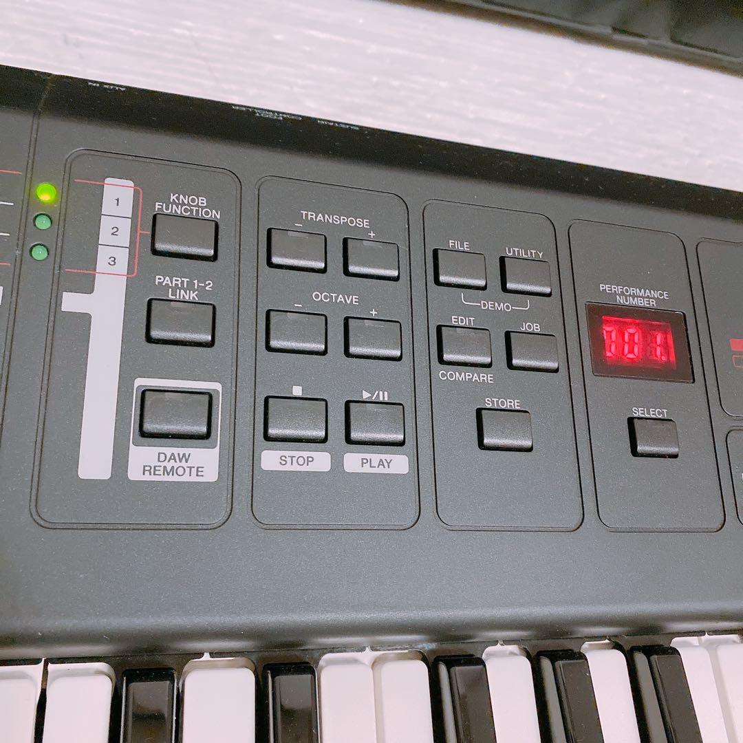 YAMAHA MX61 シンセサイザー　専用ケース付属