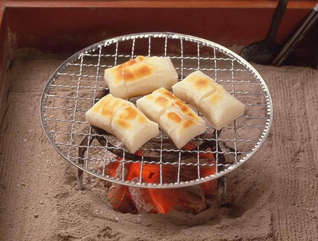 特価6０％オフ　新潟県産　たいまつ こがねもち　　4箱　30,800円の品