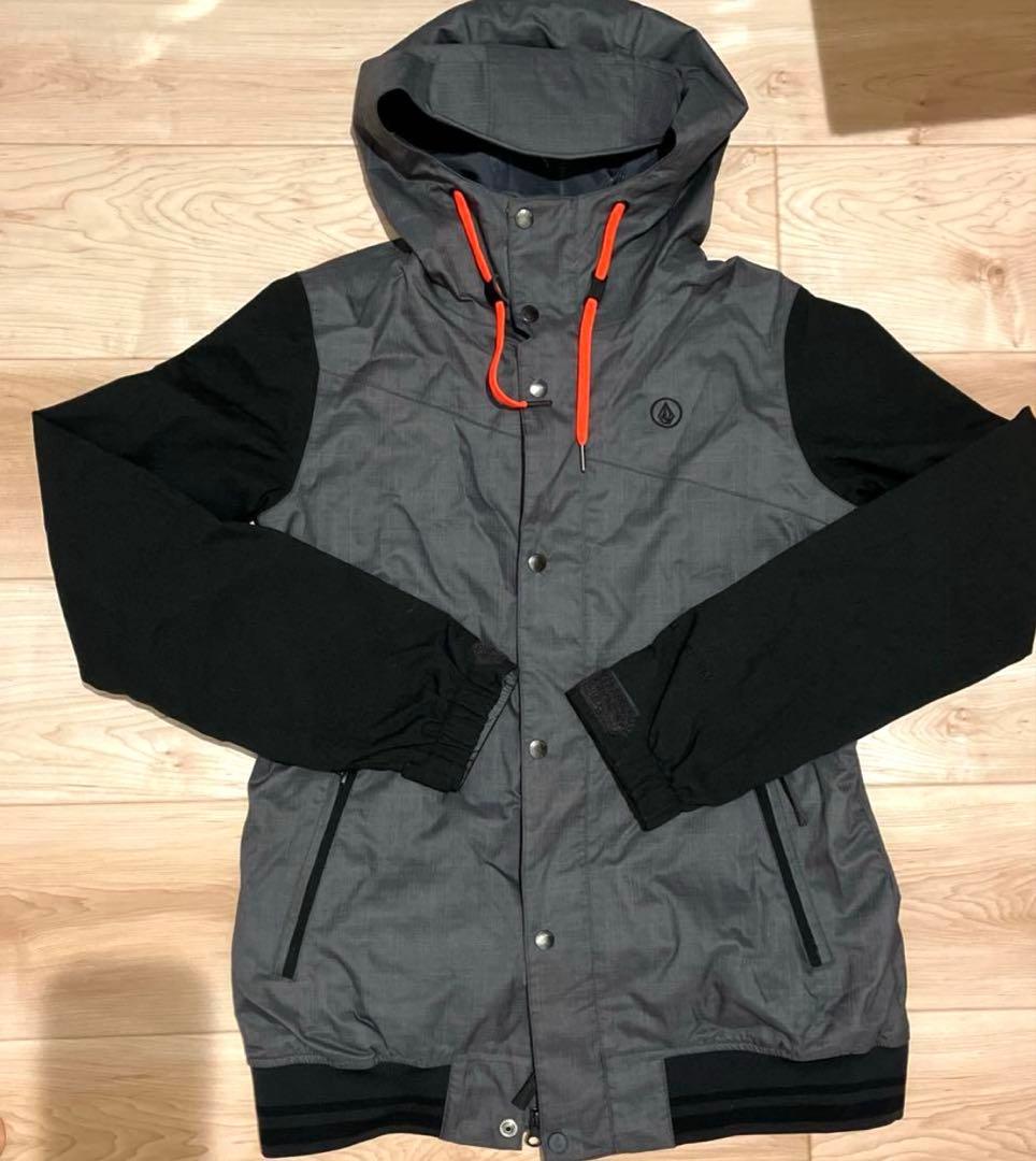 こめっぴ 美品　ボルコム　スノーボードウェア