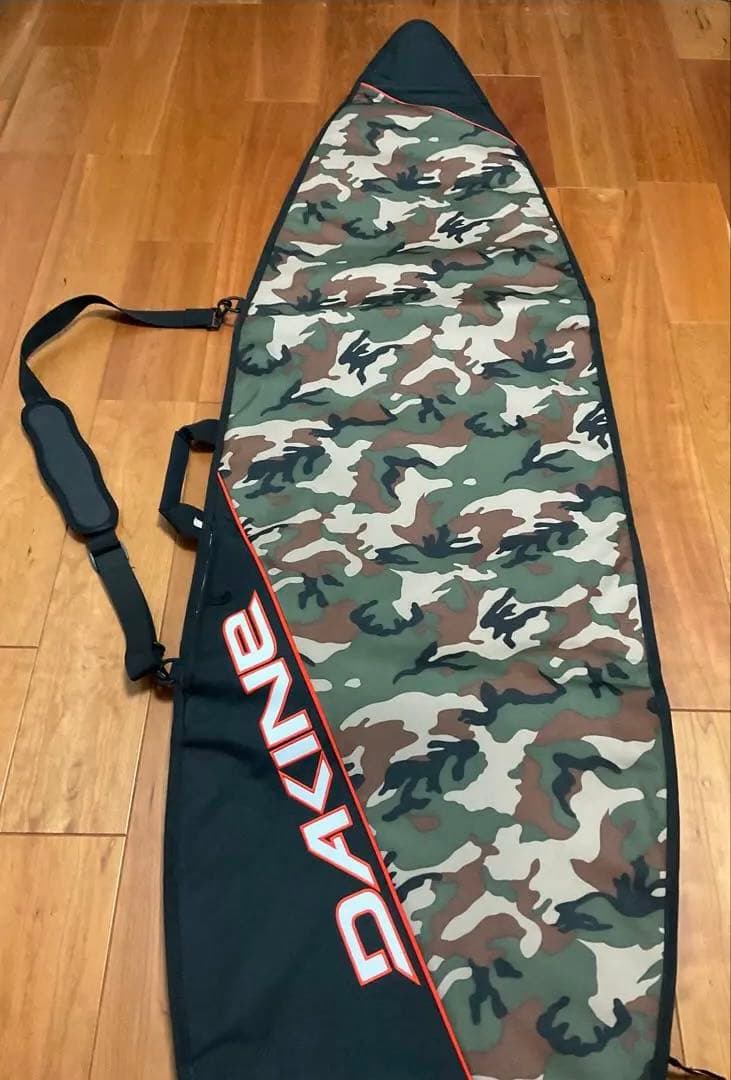 新品　DAKINE 迷彩柄 サーフボードケース 6'6\