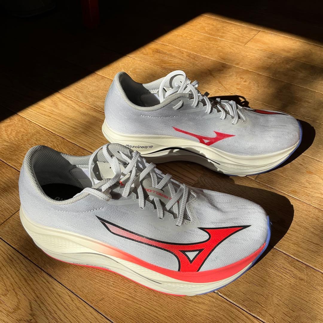 「バルカンさま専用」　ミズノ　ウエーブリベリオンフラッシュ3 [27.5cm]