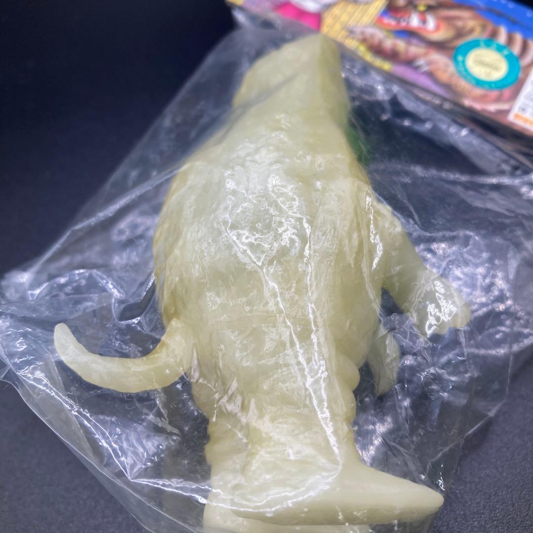 ノスタルジック ヒーローズ ウルトラ怪獣シリーズ　ガラモン ソフビ 蓄光