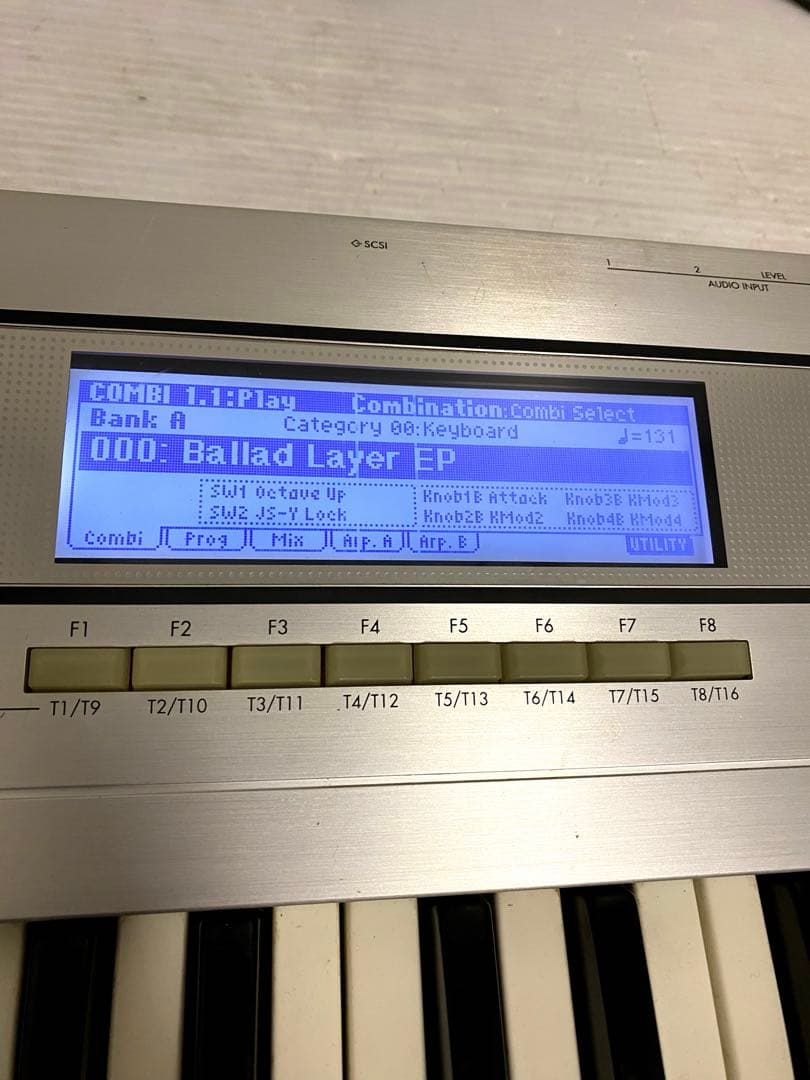 KORG シンセサイザー 61鍵盤 TRITON Le61