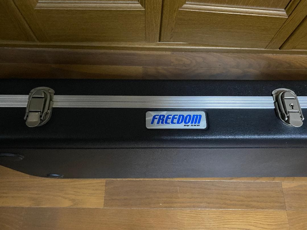 FREEDOM CUSTOM GUITAR BLACK PEPPER ケース付