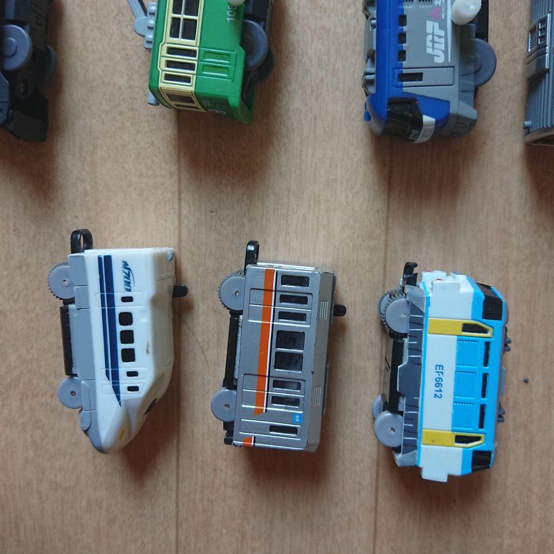 カプセルプラレール