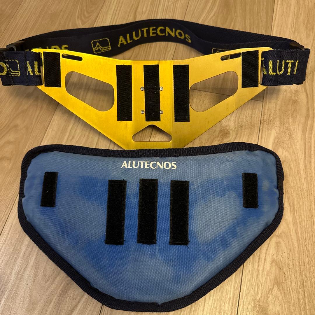 価格¥36,000 アルテクノス ファイティングベルト ピッコラ Gold 中古