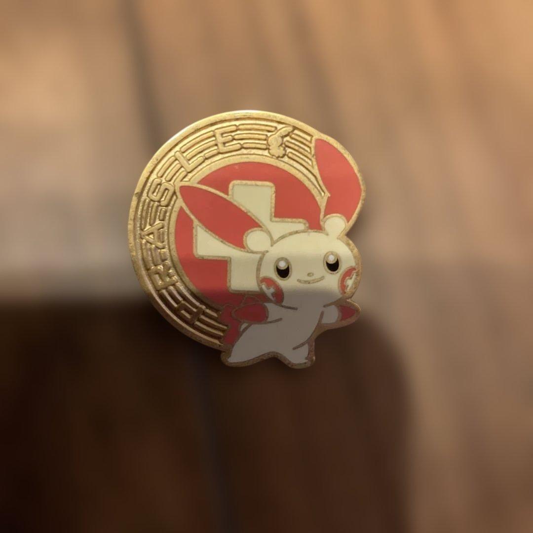 ポケモンセンター 限定品　プラスル・マイナン ピンズセット