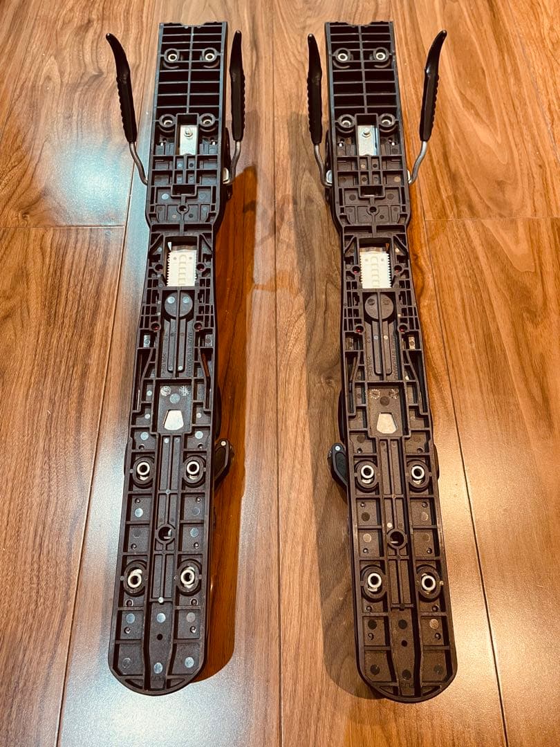 ATOMIC X12 GW ビンディング ブラック