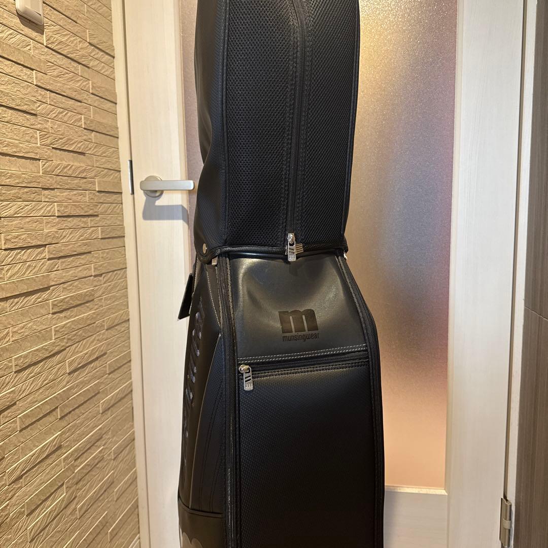 g*n様 マンシングウェア ブラックキャディバッグ《新品未使用》