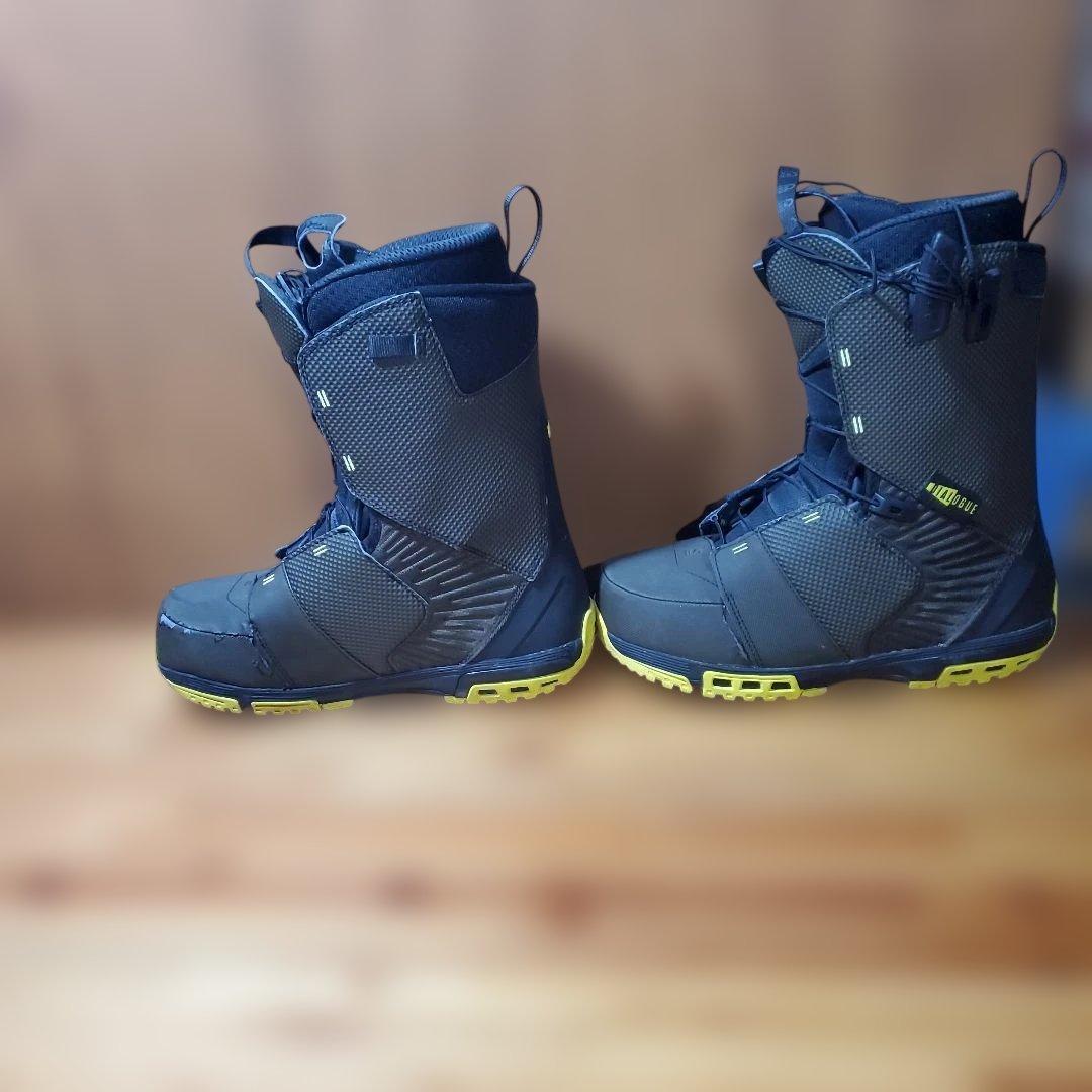 SALOMON スノーボードブーツ 27.5cm! 26137
