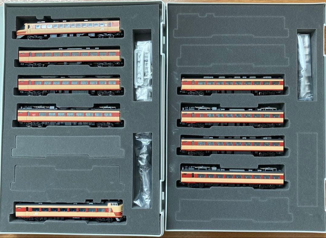 品番92333 92335 485系（雷鳥・クロ481 2000）基本A・増結