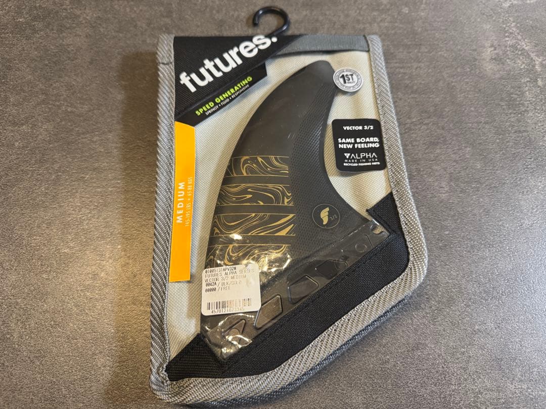 フューチャーフィン ALPHA Vector 3/2 ミディアム　トライフィン