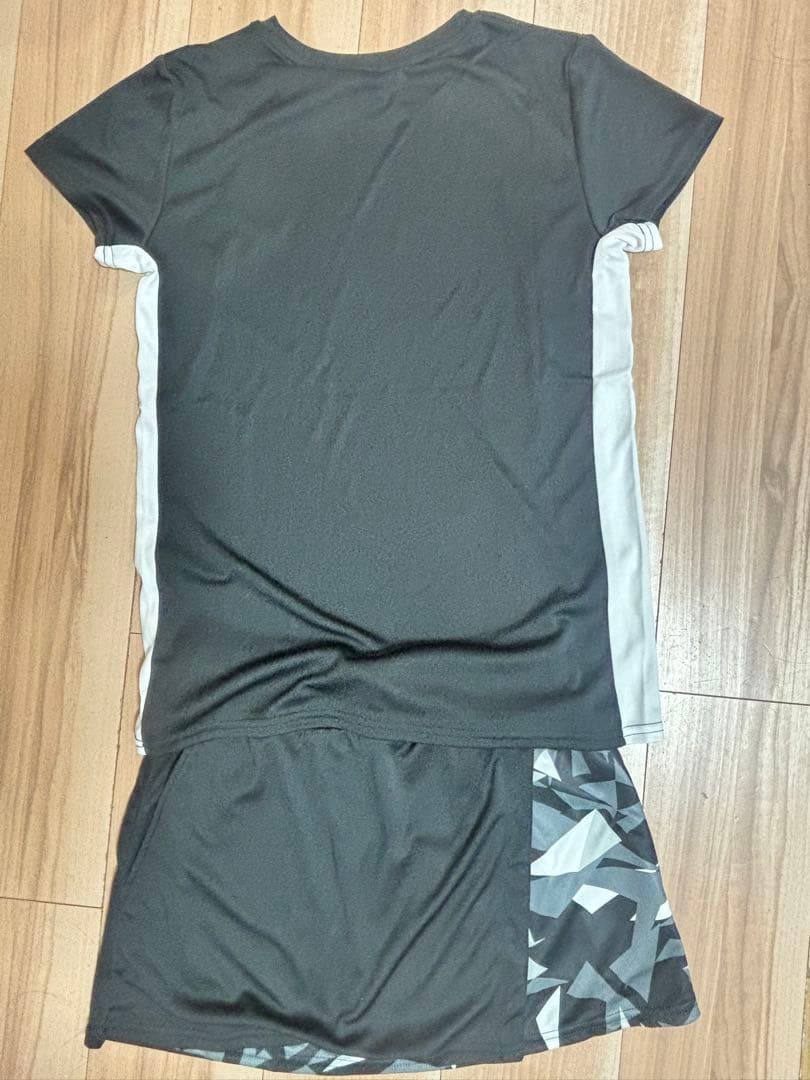 【新品、未使用】DUNLOPダンロップ テニスウェア 上下セットアップL