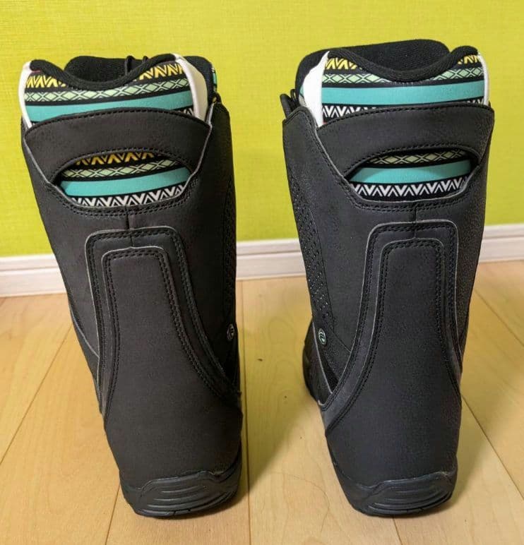 スノーボードブーツ　FLOW　レディース　24.5cm
