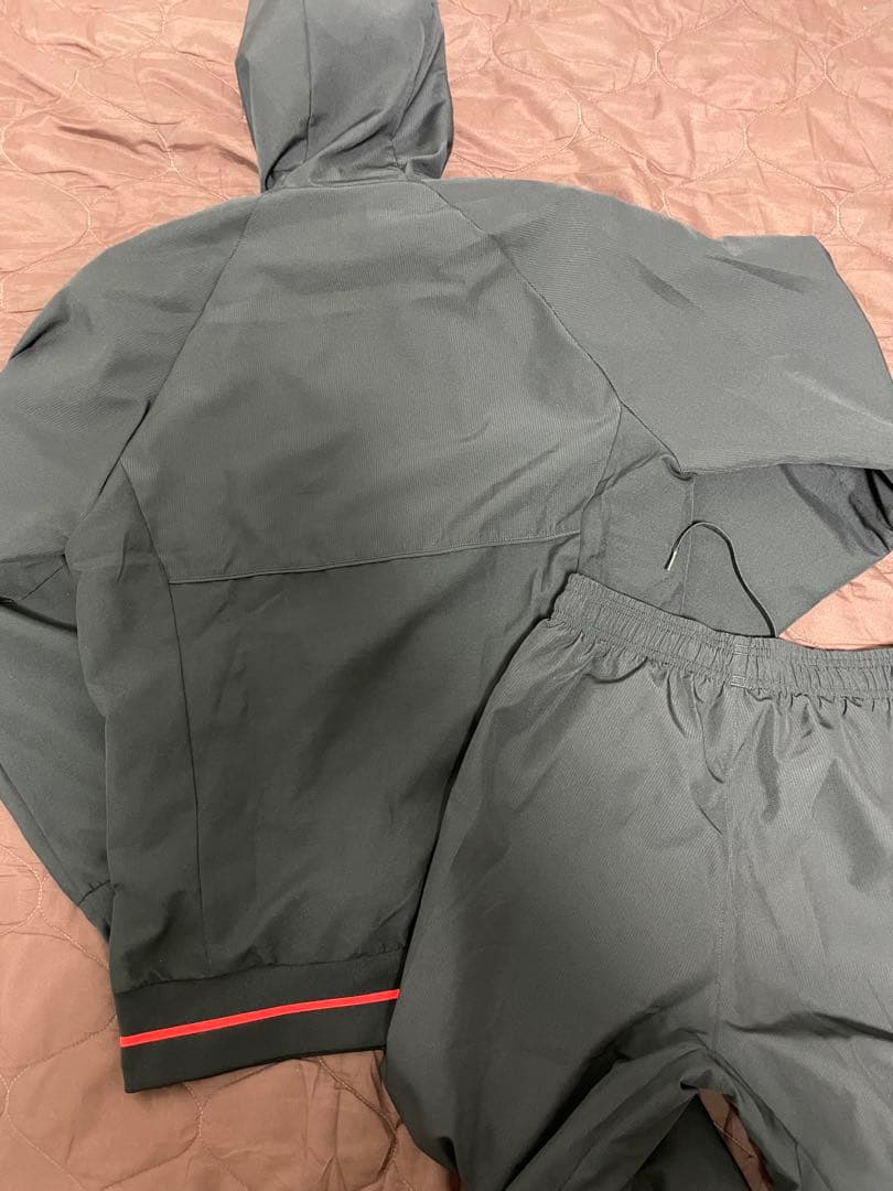 マンチェスターユナイテッド　トレーニングウェア　セット