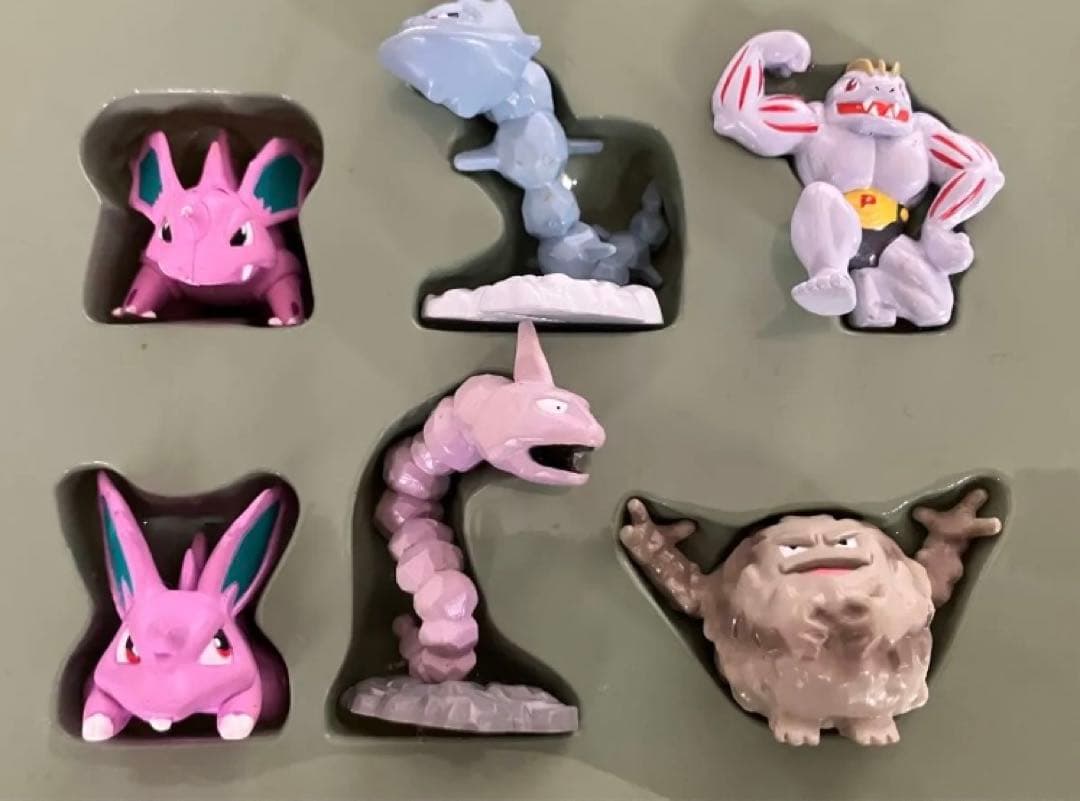 ポケモン　集めようモンスターコレクションフィギュア　モンコレ　H