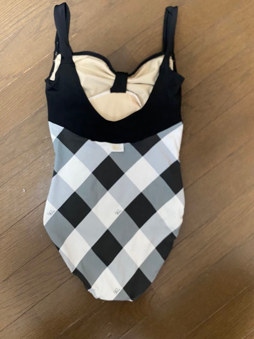 stina レオタード　Pサイズ