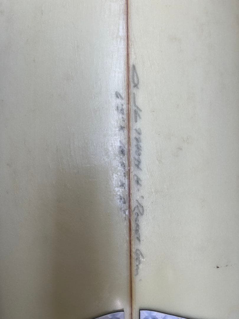 ジョンカーパー6.3Zブランド ショートボード クリーム色