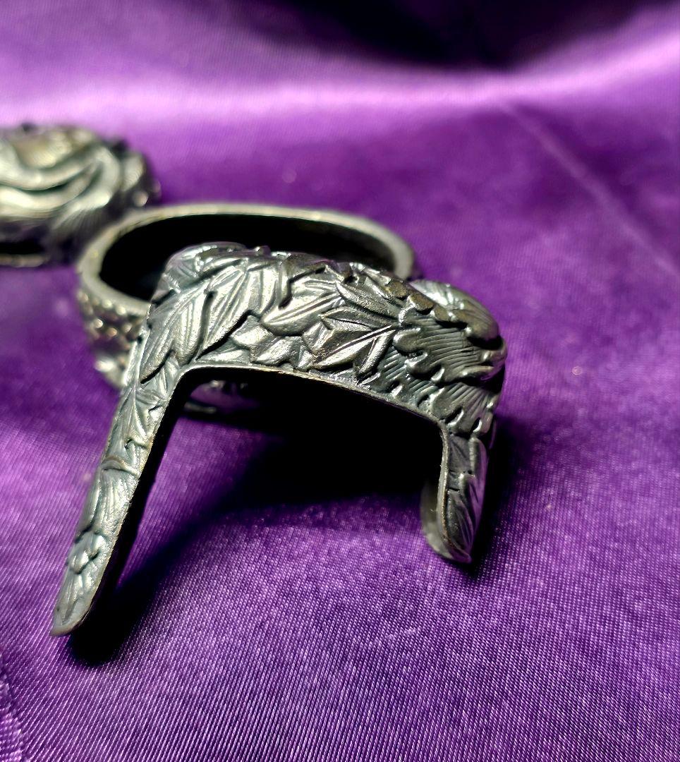 牡丹 高彫　縁頭鐺三点一作　刀装具