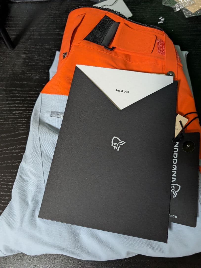 NORRONA Lofoten Gore-tex Pro Pants 白オレンジ