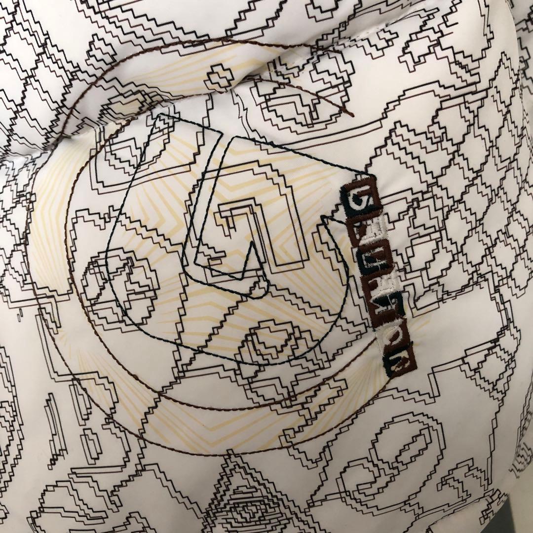 未使用ですが若干難ありです☆ BURTON ダウンジャケット　バートン　スノボ