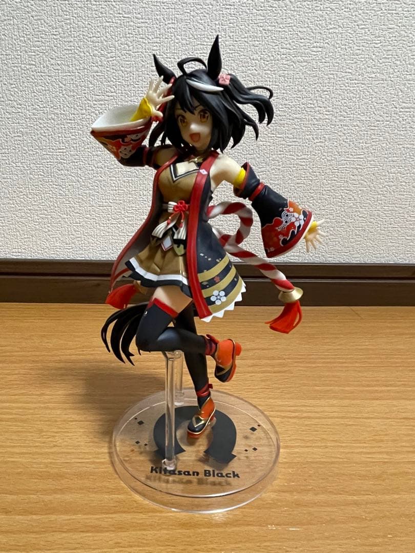 ウマ娘　フィギュア　サトノダイヤモンド　キタサンブラック　シンボリルドルフ