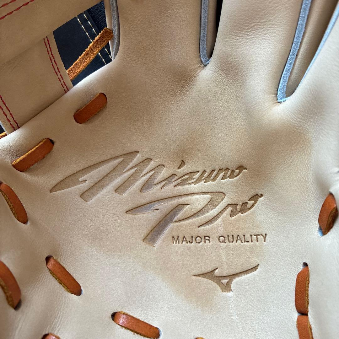ミズノプロ硬式内野手用限定グローブ アイボリー