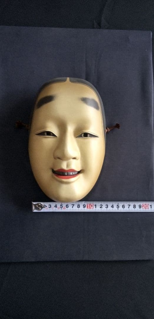 ミ*シ様 木彫能面、横 約13cm