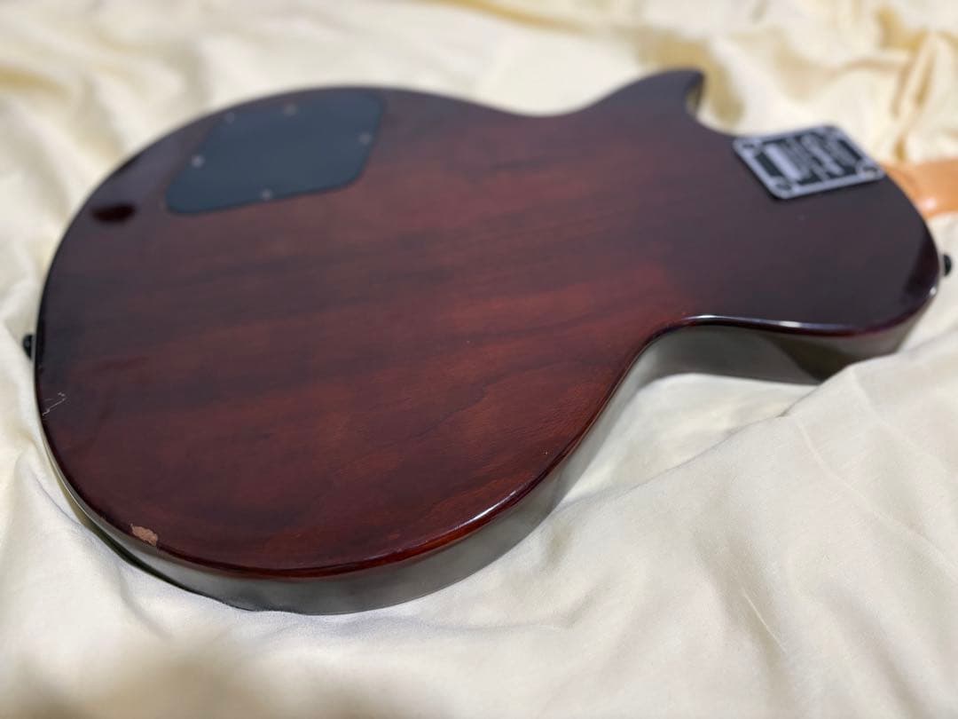 ベース Epiphone Les Paul Bass Sunburst