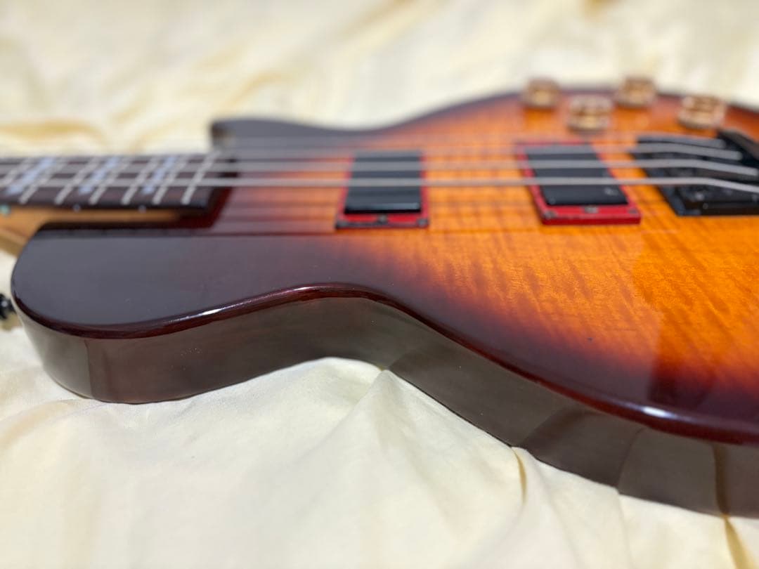 ベース Epiphone Les Paul Bass Sunburst