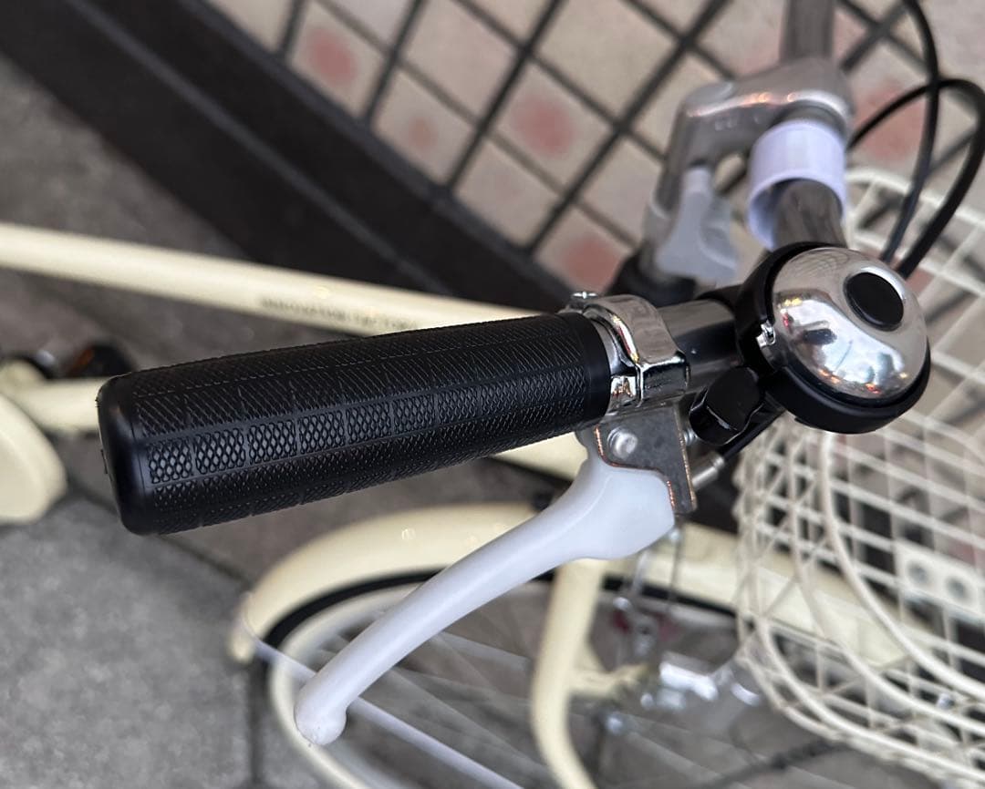 子供用自転車 クリーム色 大阪市中央区まで引取り可能な方