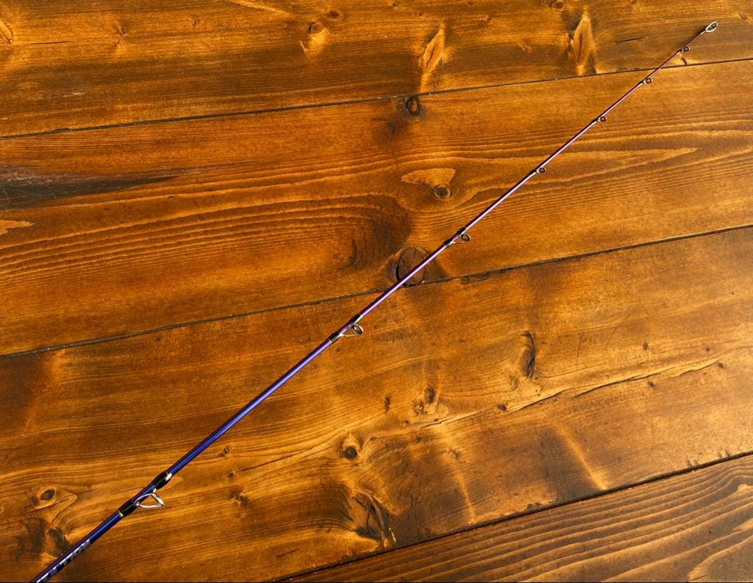 ジギングロッド　C562MH スロージギング　オフショアロッド　ベイトロッド　青