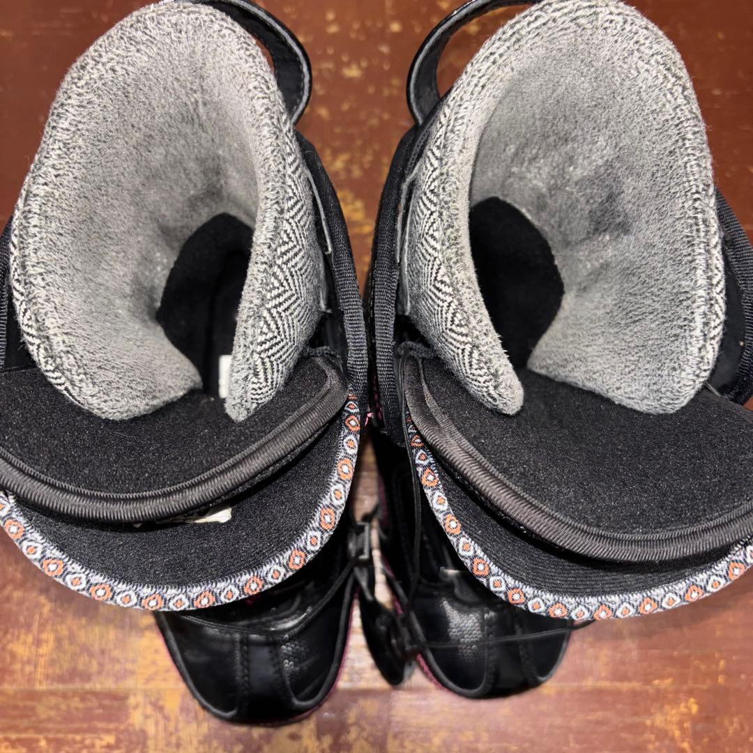 SUBスノーボードブーツ 女性用 ブラック/ピンク