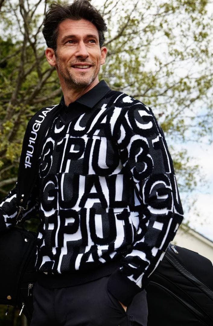 66000円　1PIU1UGUALE3 GOLF　総柄　Ⅴネック　ニット　AKM