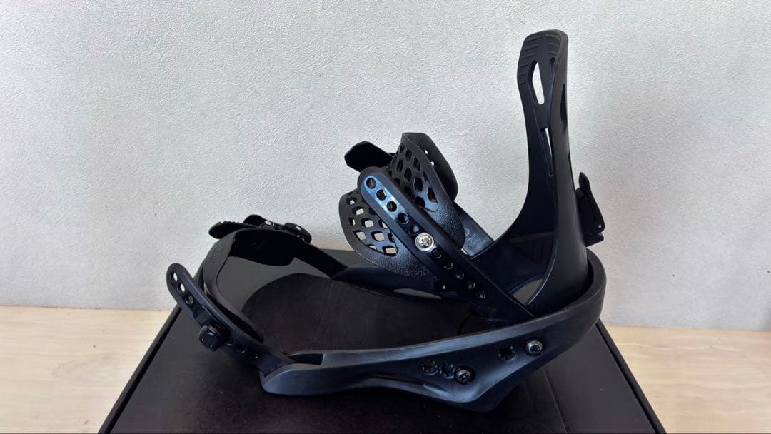 【希少品】FLUX EM Sサイズ　BLACK &WHITE