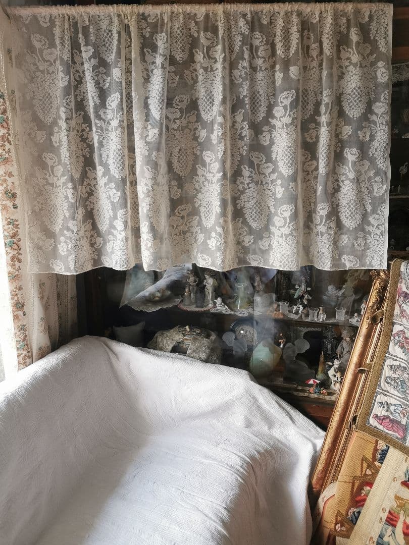 アンティーク ノッティンガム マドラスレース ポピープランター花籠カーテンパネル