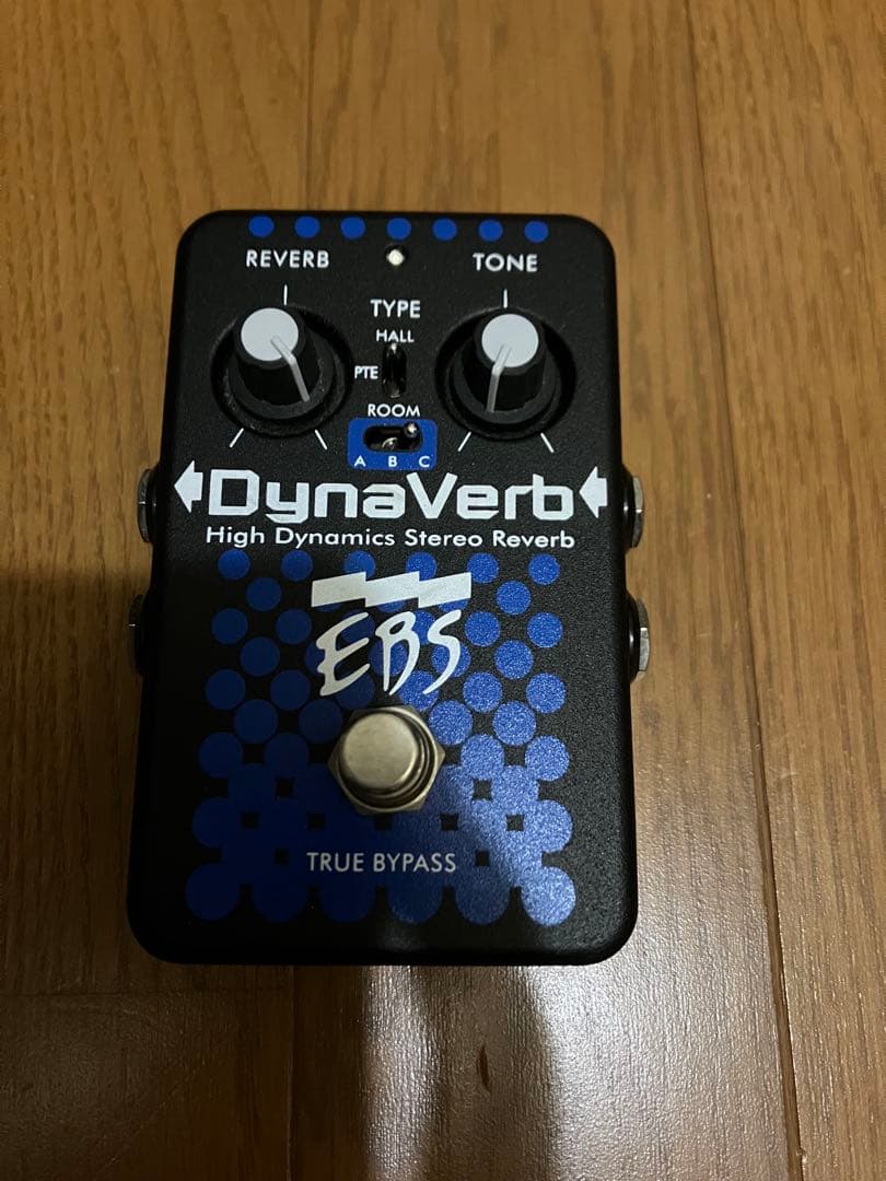 ベース EBS DynaVerb